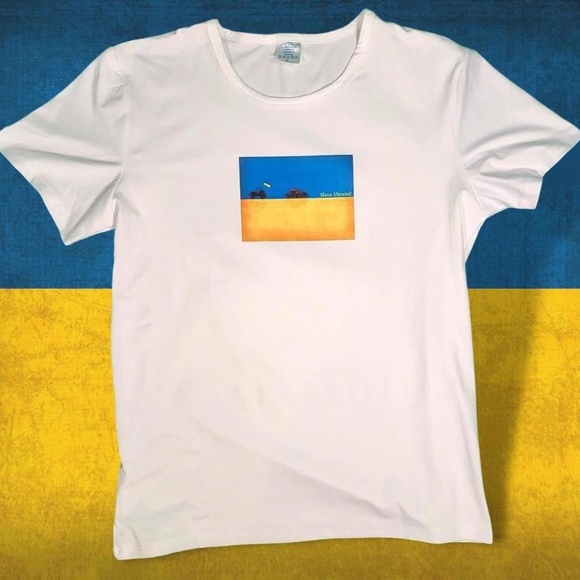 Ukraine Tractor Flag Tee - SUPPORT UKRAINE NOW! - Picture 3 of 5